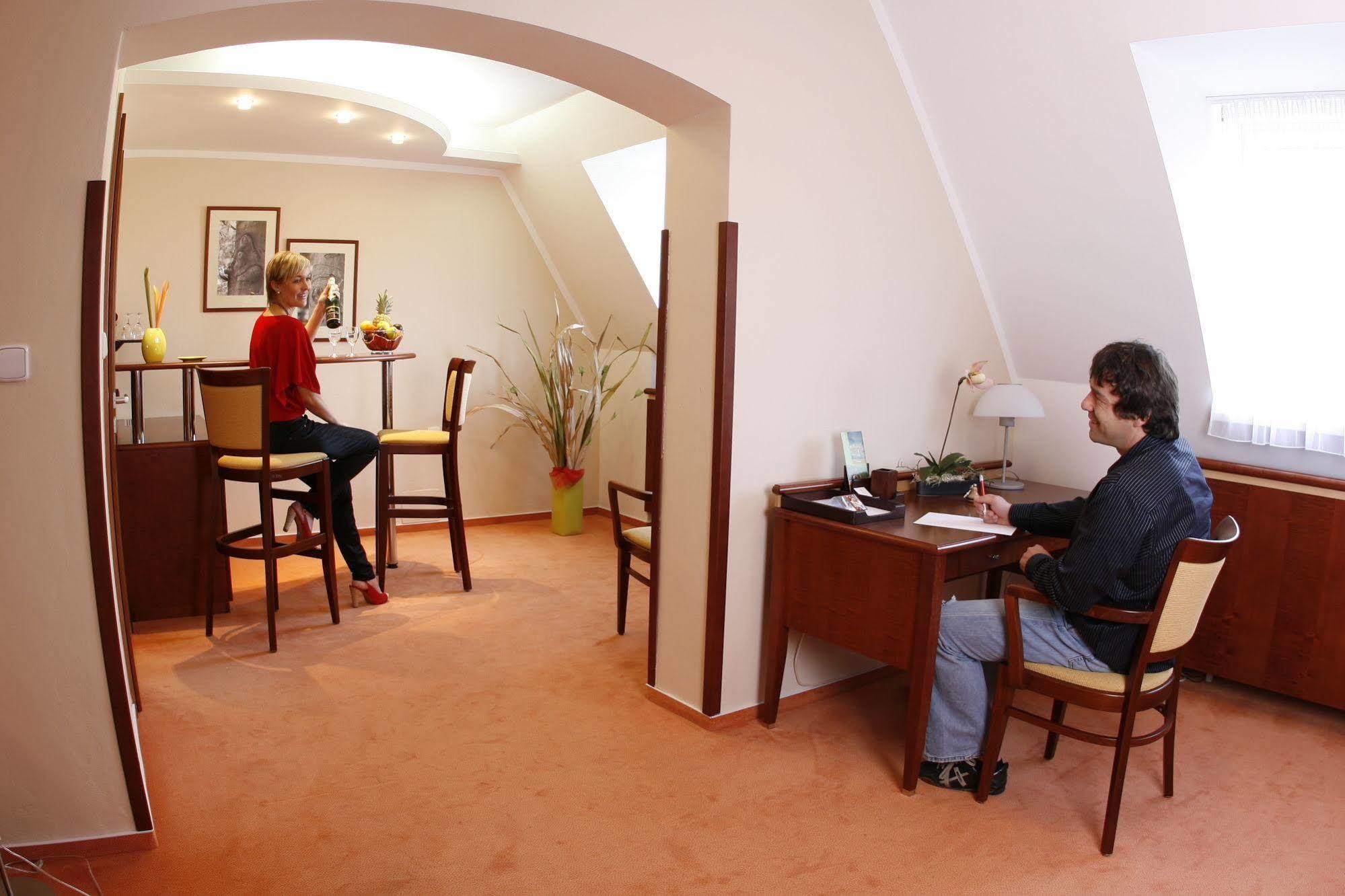 Wellness Hotel Diana Velké Losiny Eksteriør billede